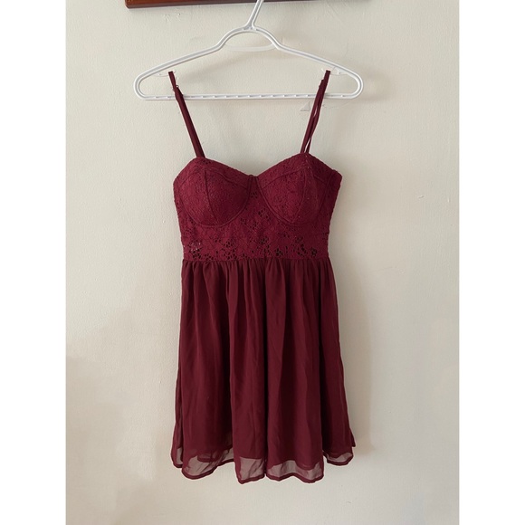 Burgundy Lace/Chiffon Mini Dress - Picture 3 of 7